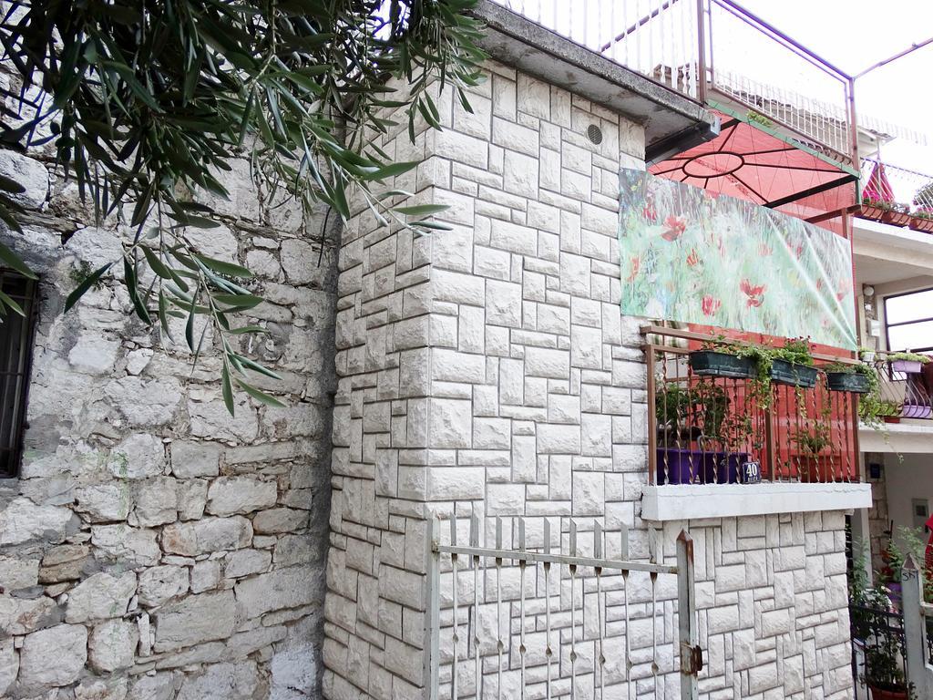 Guesthouse Marileo Split Bagian luar foto
