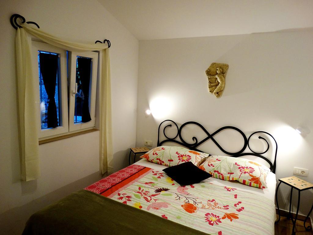Guesthouse Marileo Split Bagian luar foto